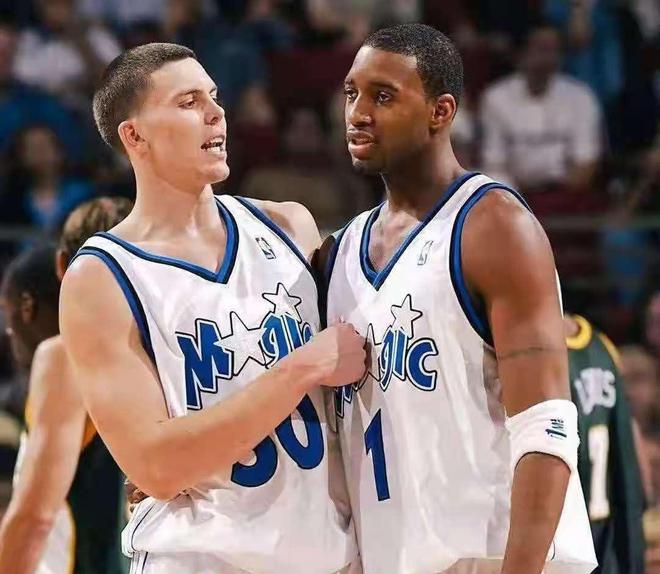 她用实际行 她用实际行