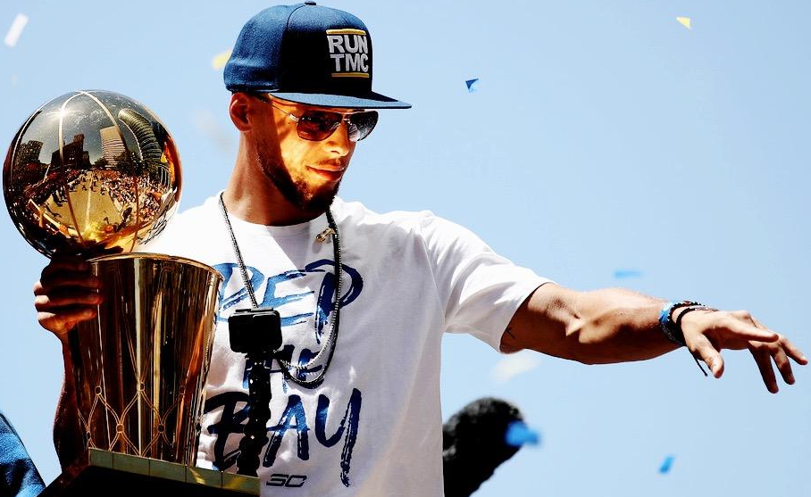 装备优势收 装备优势收