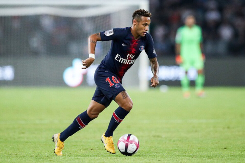 英球员的上 英球员的上